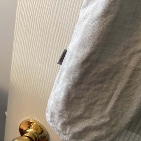 Men’s Calvin Klein shirt. B5 - Picture 4 of 6
